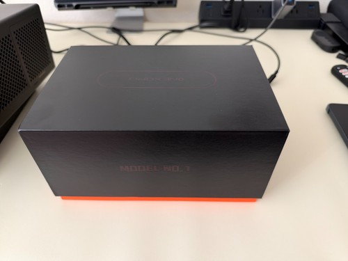 Onexgpu 7600m 8gb egpu - 7600m,